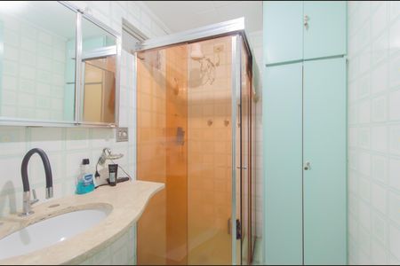 Apartamento à venda com 103m², 3 quartos e 1 vaga Apartamento à venda com 103m², 3 quartos e 1 vagaBanheiro Social