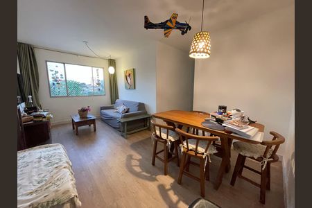 Sala de apartamento à venda com 2 quartos, 66m² em Rio Pequeno, São Paulo