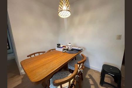 Apartamento à venda com 66m², 2 quartos e 1 vagaSala