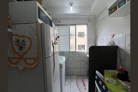 Apartamento para alugar com 45m², 2 quartos e 1 vaga Apartamento para alugar com 45m², 2 quartos e 1 vagaCozinha e Área de Serviço
