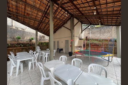 Apartamento para alugar com 45m², 2 quartos e 1 vaga Apartamento para alugar com 45m², 2 quartos e 1 vagaÁrea comum - Churrasqueira