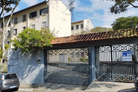 Apartamento à venda com 48m², 2 quartos e 1 vaga Apartamento à venda com 48m², 2 quartos e 1 vagaFachada
