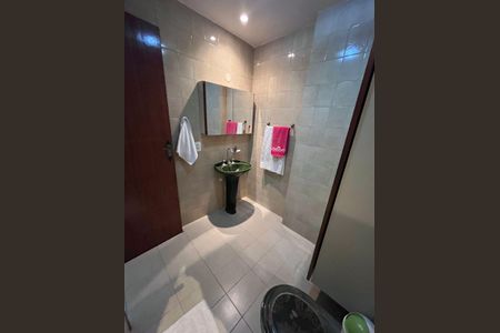 Apartamento para alugar com 97m², 2 quartos e 1 vaga Apartamento para alugar com 97m², 2 quartos e 1 vagaBanheiro