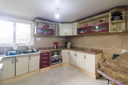 Casa para alugar com 180m², 4 quartos e 4 vagas Casa para alugar com 180m², 4 quartos e 4 vagasCozinha