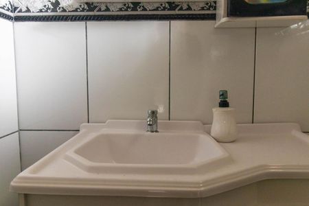 Casa para alugar com 180m², 4 quartos e 4 vagas Casa para alugar com 180m², 4 quartos e 4 vagasLavabo