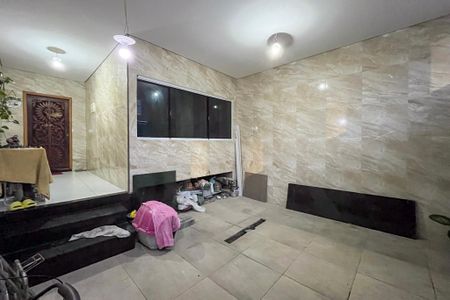 Casa para alugar com 300m², 2 quartos e 2 vagas Casa para alugar com 300m², 2 quartos e 2 vagasGaragem