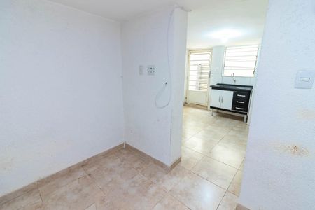 Apartamento para alugar com 30m², 1 quarto e sem vaga Apartamento para alugar com 30m², 1 quarto e sem vagaSala e Quarto