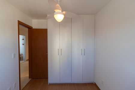Apartamento para alugar com 55m², 2 quartos e 1 vaga Apartamento para alugar com 55m², 2 quartos e 1 vagaQuarto