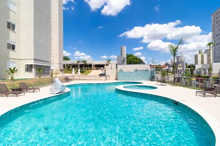 Apartamento para alugar com 55m², 2 quartos e 1 vaga Apartamento para alugar com 55m², 2 quartos e 1 vagaÁrea comum - Piscina
