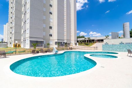 Apartamento para alugar com 55m², 2 quartos e 1 vaga Apartamento para alugar com 55m², 2 quartos e 1 vagaÁrea comum - Piscina
