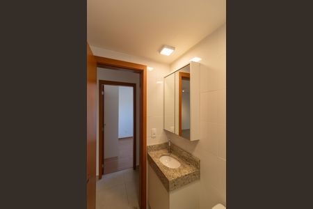 Apartamento para alugar com 55m², 2 quartos e 1 vaga Apartamento para alugar com 55m², 2 quartos e 1 vagaBanheiro