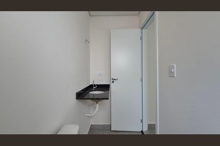 Apartamento à venda com 55m², 2 quartos e 1 vaga Apartamento à venda com 55m², 2 quartos e 1 vagaBanheiro da suíte