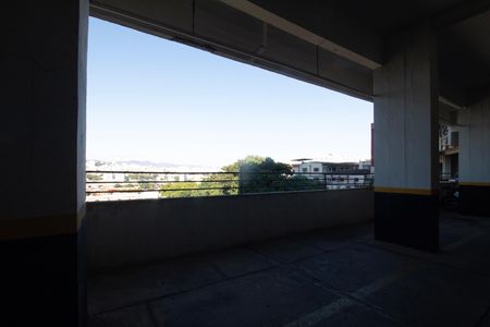 Apartamento à venda com 70m², 3 quartos e 1 vaga Apartamento à venda com 70m², 3 quartos e 1 vagaÁrea comum - Vaga de Garagem lateral livre