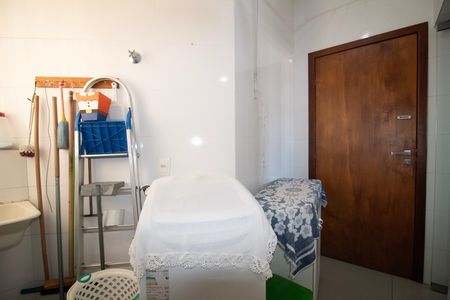 Apartamento à venda com 70m², 3 quartos e 1 vaga Apartamento à venda com 70m², 3 quartos e 1 vagaÁrea de Serviço