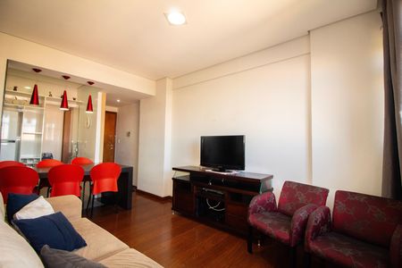 Sala de Estar de apartamento à venda com 3 quartos, 70m² em Carlos Prates, Belo Horizonte