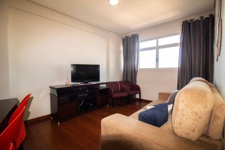 Sala de Estar de apartamento à venda com 3 quartos, 70m² em Carlos Prates, Belo Horizonte