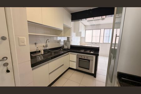 Apartamento à venda com 126m², 3 quartos e 2 vagasCozinha