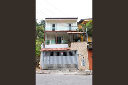 Casa à venda com 320m², 3 quartos e 4 vagasFachada