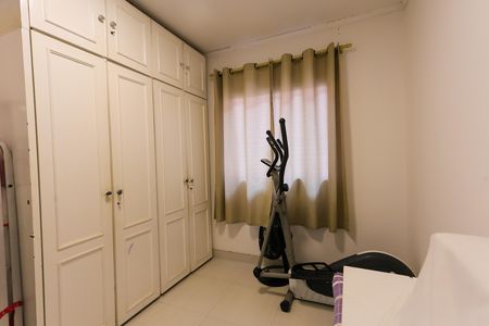 Casa à venda com 320m², 3 quartos e 4 vagasquarto 2