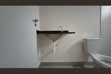 Apartamento à venda com 54m², 2 quartos e 1 vaga Apartamento à venda com 54m², 2 quartos e 1 vagaBanheiro da suíte
