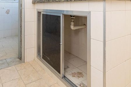 Apartamento para alugar com 100m², 1 quarto e sem vaga Apartamento para alugar com 100m², 1 quarto e sem vagaCozinha