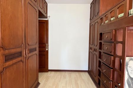 Apartamento para alugar com 140m², 2 quartos e sem vagaQuarto 2