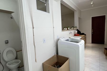 Apartamento para alugar com 140m², 2 quartos e sem vagaCozinha e Área de Serviço