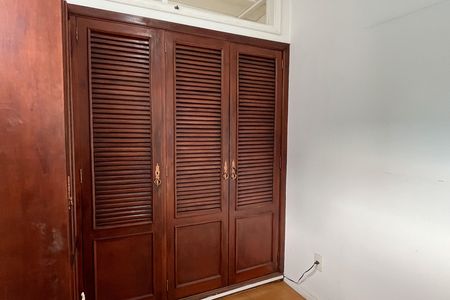 Apartamento para alugar com 140m², 2 quartos e sem vagaQuarto de Serviço