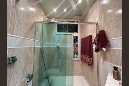 Casa à venda com 250m², 2 quartos e 3 vagas