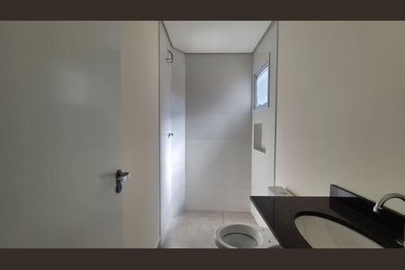 Apartamento à venda com 56m², 2 quartos e 1 vaga Apartamento à venda com 56m², 2 quartos e 1 vagaBanheiro da suíte