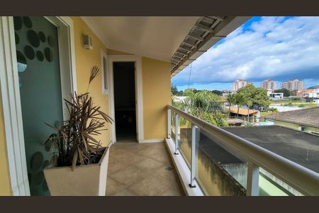 Casa de condomínio para alugar com 700m², 7 quartos e 2 vagas