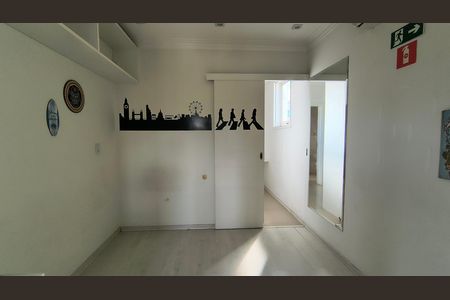 Casa de condomínio para alugar com 700m², 7 quartos e 2 vagas