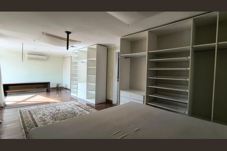 Casa de condomínio para alugar com 700m², 7 quartos e 2 vagas