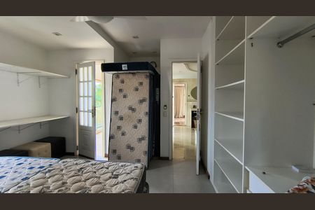 Casa de condomínio para alugar com 700m², 7 quartos e 2 vagas