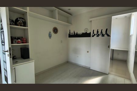 Casa de condomínio para alugar com 700m², 7 quartos e 2 vagas