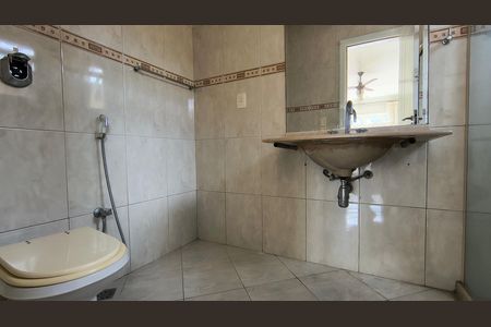 Casa de condomínio para alugar com 700m², 7 quartos e 2 vagas
