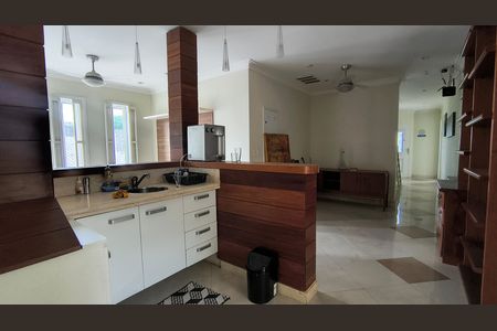 Casa de condomínio para alugar com 700m², 7 quartos e 2 vagas