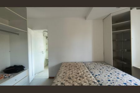 Casa de condomínio para alugar com 700m², 7 quartos e 2 vagas