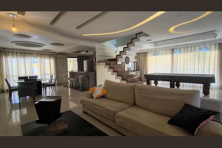 Casa de Condomínio para alugar com 7 quartos, 700m² em Recreio dos Bandeirantes, Rio de Janeiro