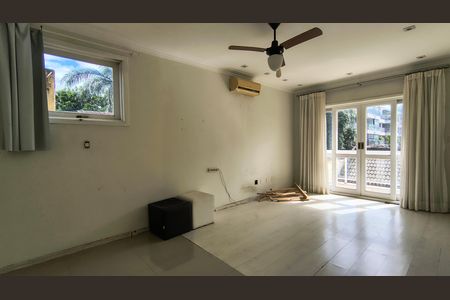 Casa de condomínio para alugar com 700m², 7 quartos e 2 vagas