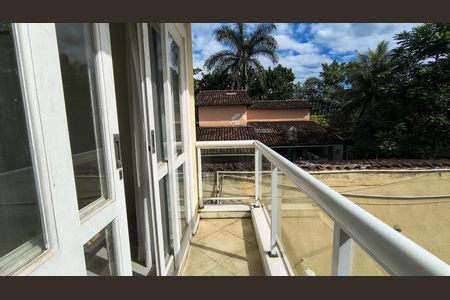 Casa de condomínio para alugar com 700m², 7 quartos e 2 vagas