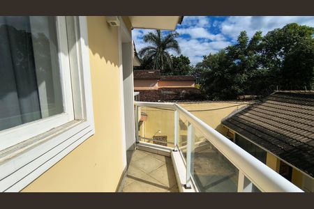 Casa de condomínio para alugar com 700m², 7 quartos e 2 vagas