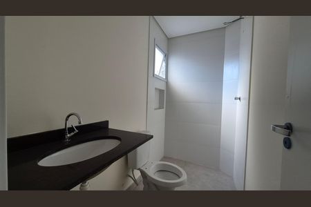 Apartamento à venda com 56m², 2 quartos e 1 vaga Apartamento à venda com 56m², 2 quartos e 1 vagaBanheiro da suíte