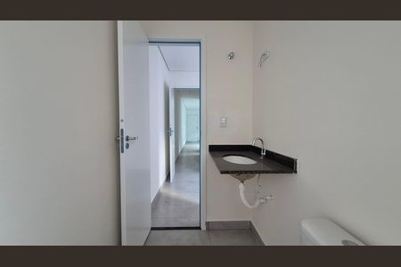Apartamento à venda com 56m², 2 quartos e 1 vaga Apartamento à venda com 56m², 2 quartos e 1 vagaBanheiro da suíte