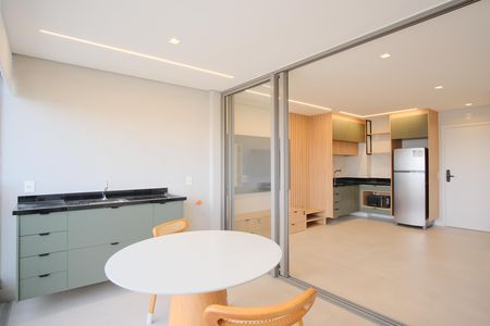 Varanda de kitnet/studio para alugar com 1 quarto, 41m² em Vila Gomes Cardim, São Paulo
