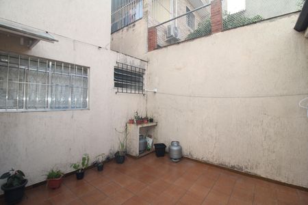 Casa à venda com 157m², 3 quartos e 2 vagasÁrea de Serviço