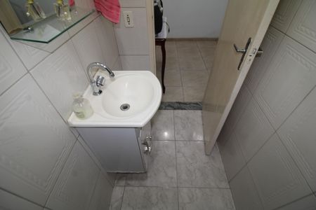 Casa à venda com 157m², 3 quartos e 2 vagasLavabo