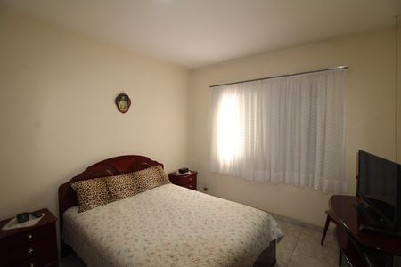 Casa à venda com 157m², 3 quartos e 2 vagasQuarto 2