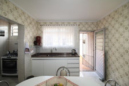 Casa à venda com 157m², 3 quartos e 2 vagasCozinha