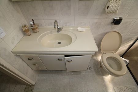 Casa à venda com 157m², 3 quartos e 2 vagasBanheiro 2
